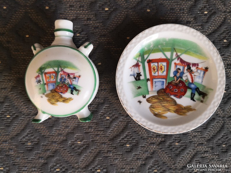 Zsolnay porcelain water bottle and bowl - picture of village life