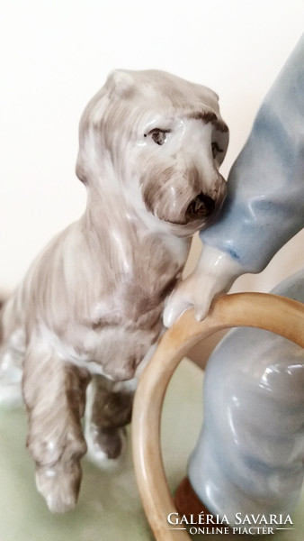 Régi Zsolnay porcelán Sinkó szobor karikás fiú kutyával