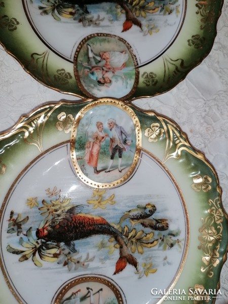 Antique, bider, hinged fish plates