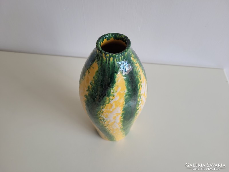 Régi retro jelzett zöld sárga kerámia váza mid century