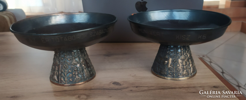 Copper or bronze tableware by goldsmith Ildíkó Szilágyi, juried rooms