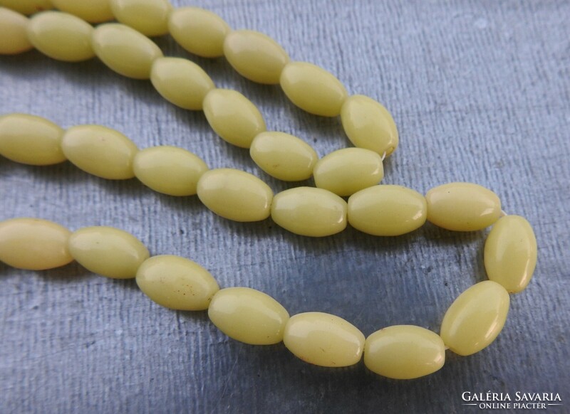 Greenish-yellow string of pearls