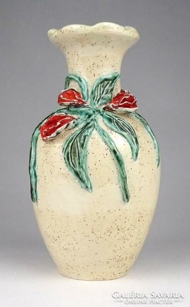 Weaver ceramic vase marked 1K913 17 cm