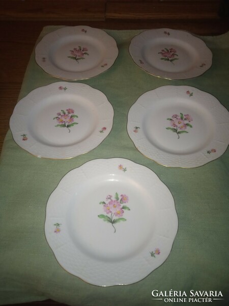Small cake plate from Herend, 17 cm, 3 pieces left, flawless,