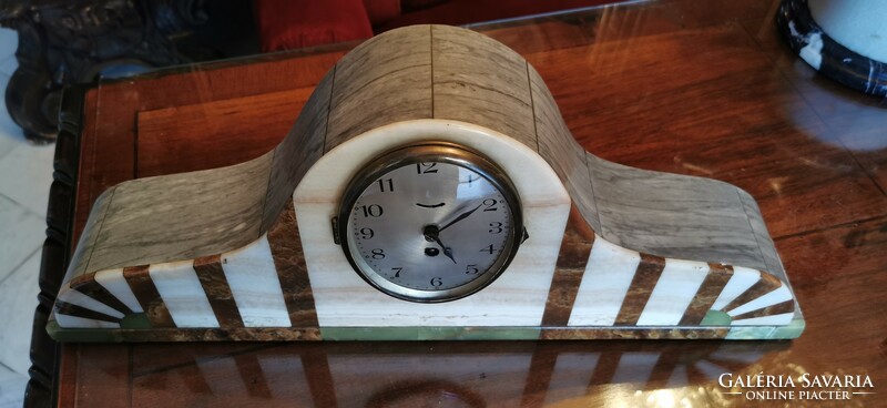 Art-deco table clock