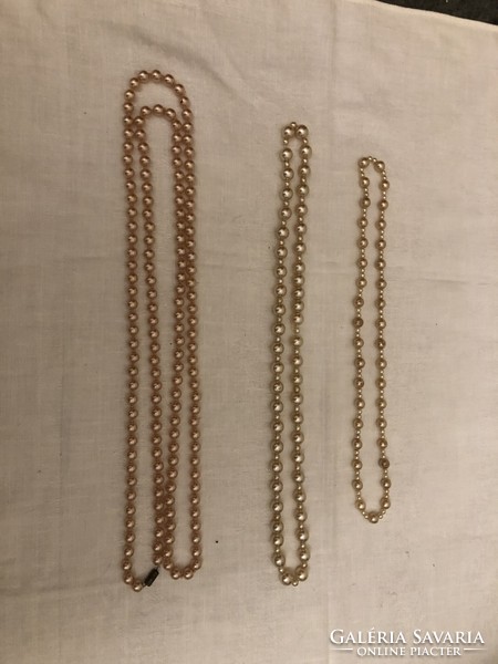 3 Pieces of pearl necklaces