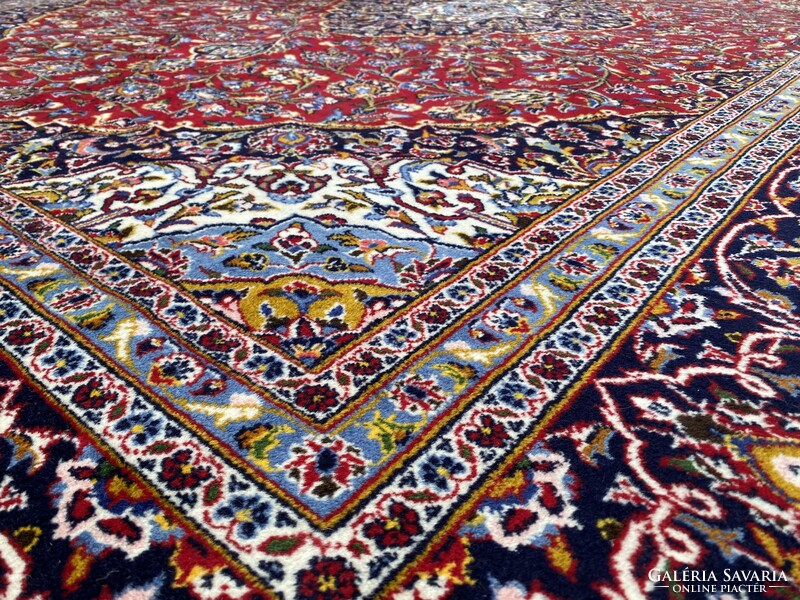 Huge exclusive Iranian Keshan Persian carpet 400x300