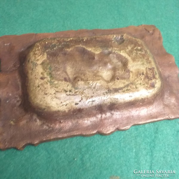 Bronze or copper ashtray
