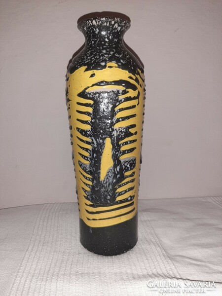 The applied art vase is 33 cm high