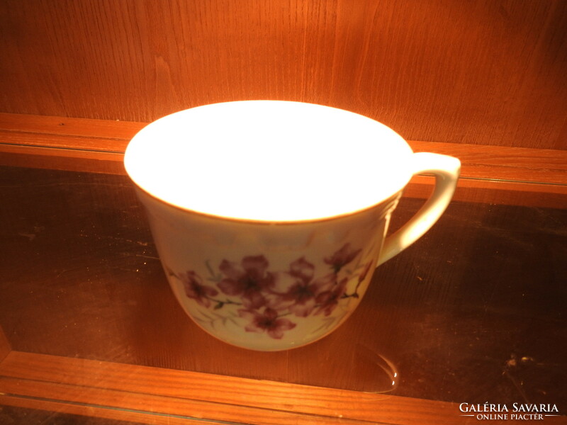 Régi kínai virágmintás teás csésze