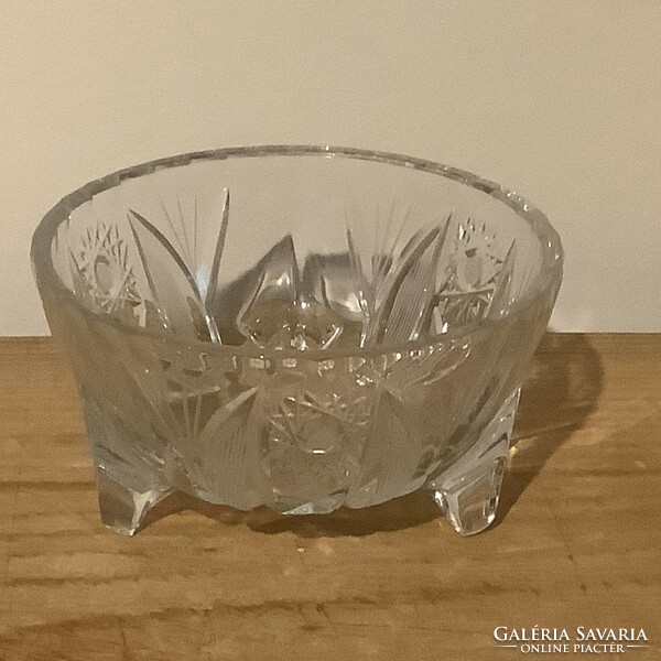Crystal glass three-legged bowl