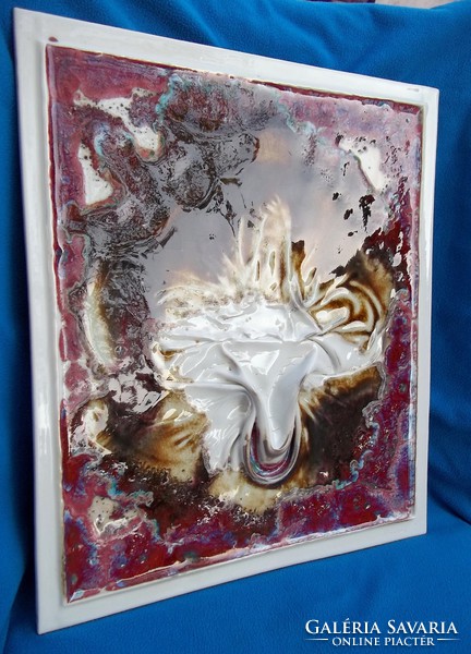 Abstract porcelain wall decoration