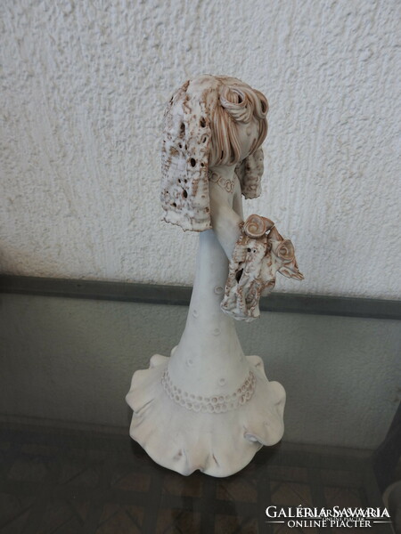 Buda branch small sculpture: bride / gallery company - judged product