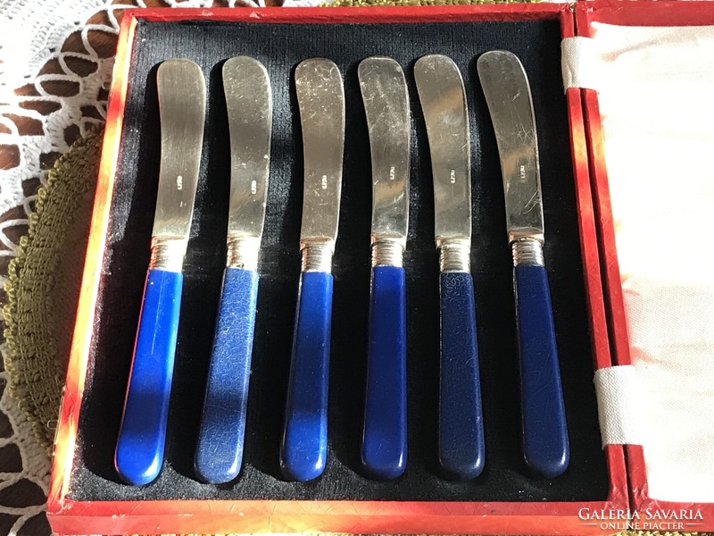 Beautiful, antique, thickly silver-plated, set of 6 butter knives, in original box, marked