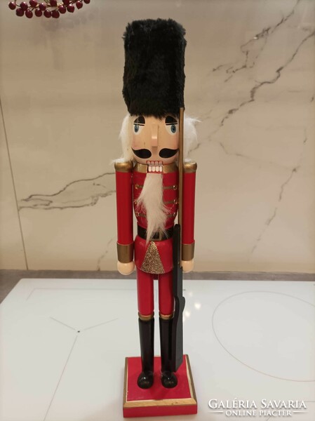 Nutcracker soldier made of wood, with rifle, 38 cm