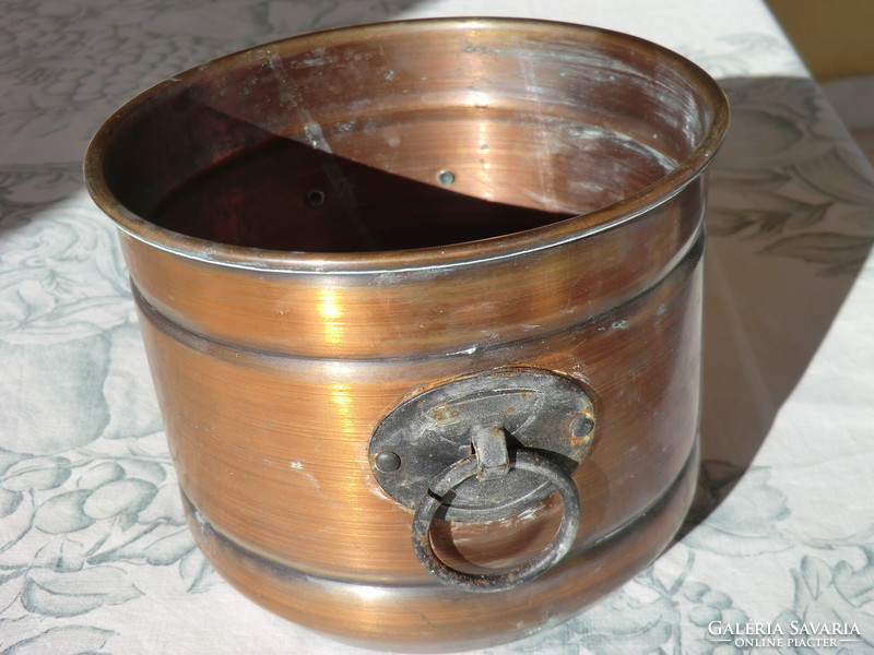Kaspó brass 15 cm diameter, 13 cm high with elegant metal ears