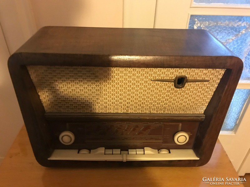 Typ-328 telephone factory, wooden house nostalgia radio. Size: 54x35 cm in good condition.