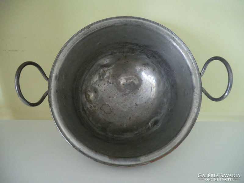 Metal cooking pot with foam, diameter 25x30 cm, height 18 cm