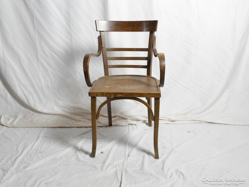 Antik Thonet karfás szék (restaurált)
