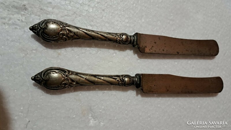 2 antique Russian knives. Size: 20 cm.