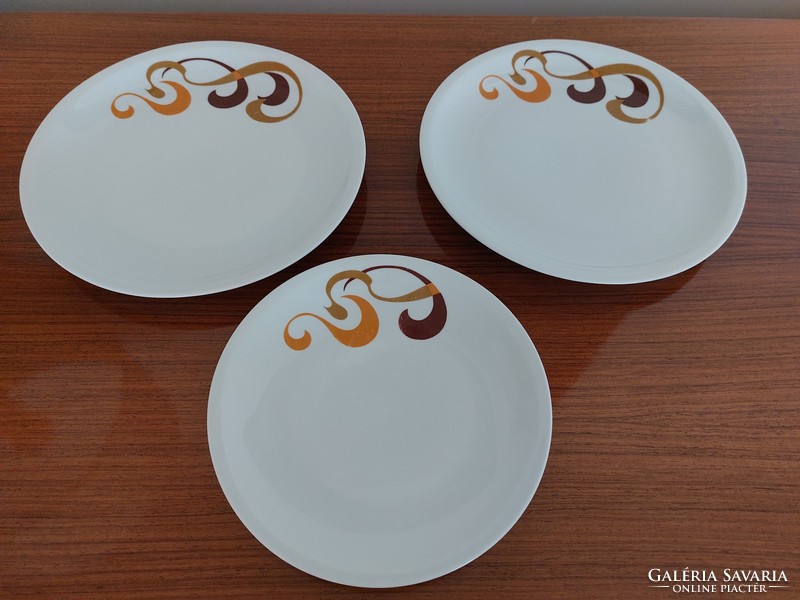 Retro lowland porcelain brown pattern plate 3 pcs