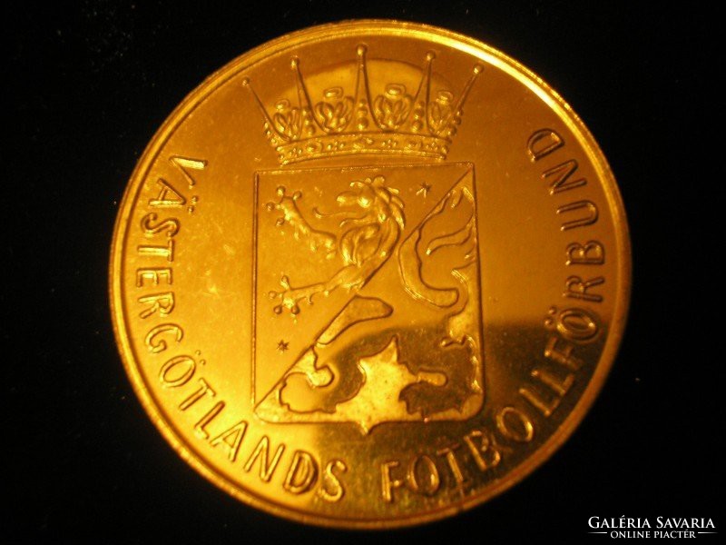 Solid gold-plated Västergötlads fotbollförbund thick 1992 commemorative coin for sale 33.6Gr