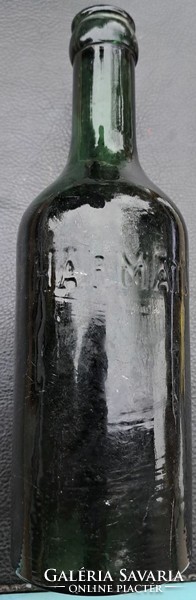 Coat-of-arms bottle with Dewwater inscription