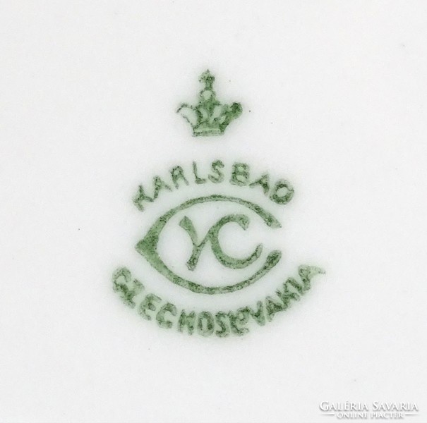 1L182 Régi kisméretű aranyozott Karlsbad fehér porcelán leveses tál