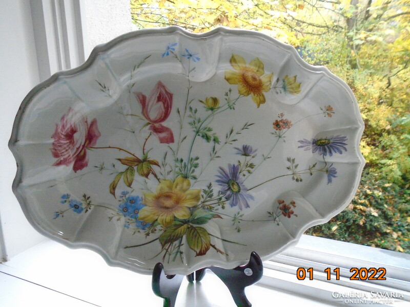 Renaissance revival giant spectacular oval majolica bowl with hand-painted renaissance flower pattern