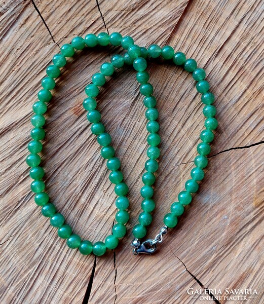 Aventurine necklace with silver clasp