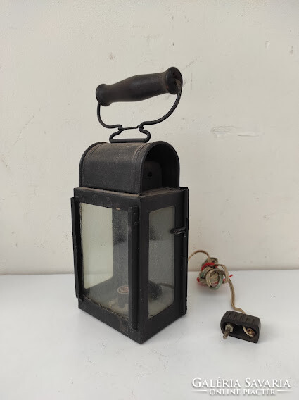 Antique railway bakter lamp converted to electric batteries 597 6021