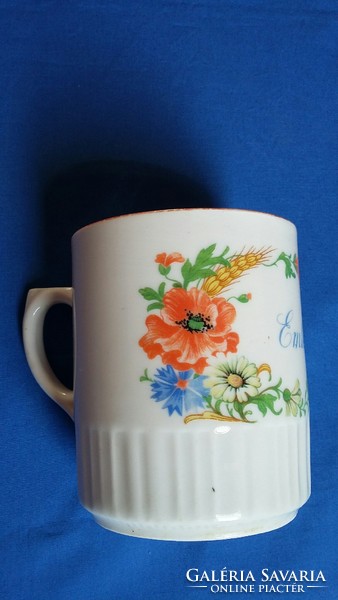 Poppy zsolnay commemorative mug