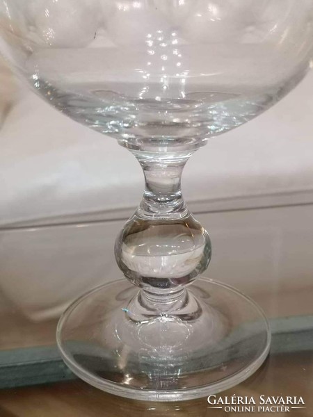 2 crystal glass dispensers. Centerpiece, wonderful goblets 17 cm