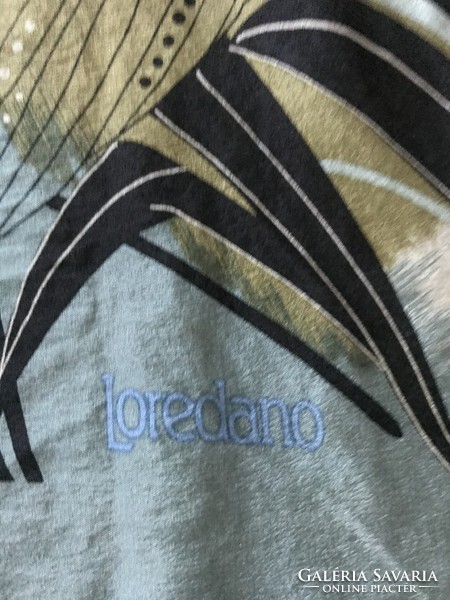 Loredano márkájú selyemkendő finom pasztell színekkel, 78 x 76 cm