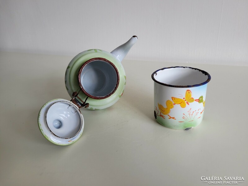 Old floral leopard enamel small coffee pot and butterfly duckling mug children's mug