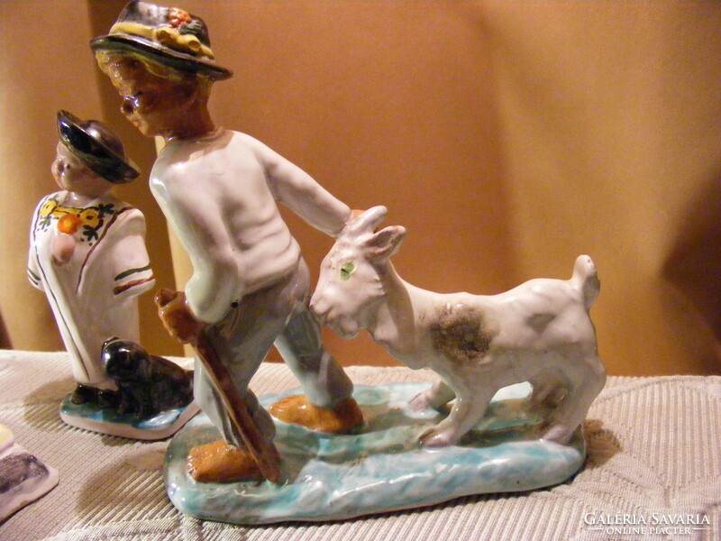 3 db kerámia  Kis bojtár pulival - Játszadozó gidák - Kecskepásztor fiú kecskével