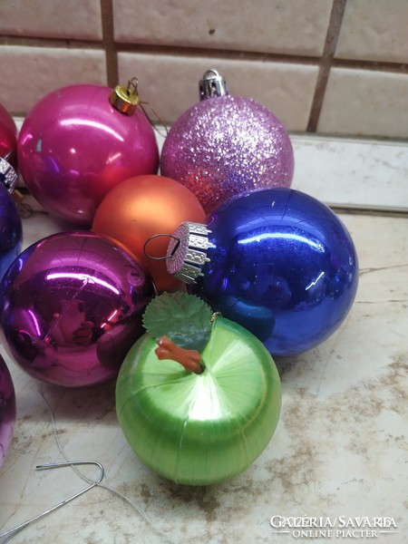 Retro karácsonyi dísz színes gömb eladó! 12 db