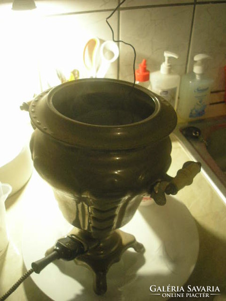 N30 antique working 4 lit russian samovar showcase was 1977 still with porcelain socket cotton cable