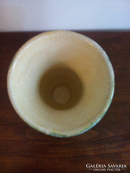 Green gorka gauze ceramic vase