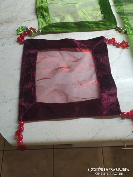 Table runner in a Christmas gift box for sale!