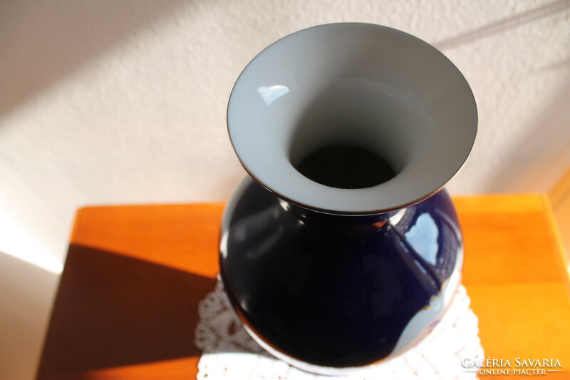 Cobalt blue vase from Hölóháza for sale
