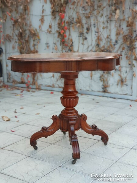 Antique 2-drawer baroque style parlor/card table