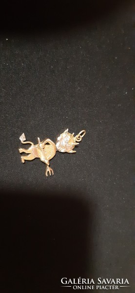 Gold pendant depicting Krampus (German 8k)