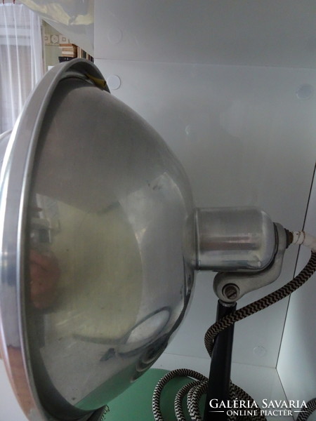 Szép állapotú "PRUFUNDUS" működő osztrák kvarc-hangulat lámpa