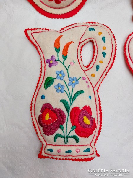 Retro Kalocsa embroidered felt folk wall decoration jar silk shape