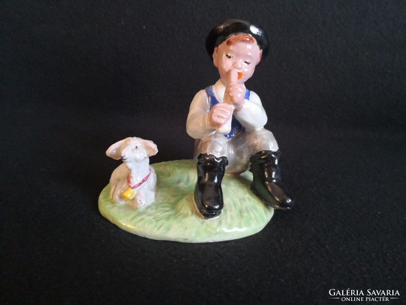 Izsépy ceramics - a shepherd playing a flute with a small lamb