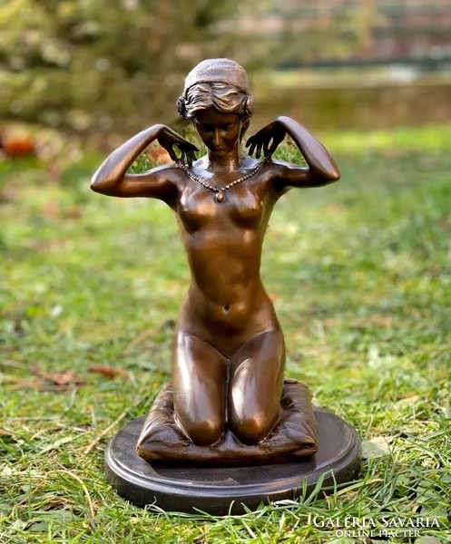 Gifted female nude - bronze sculpture artwork