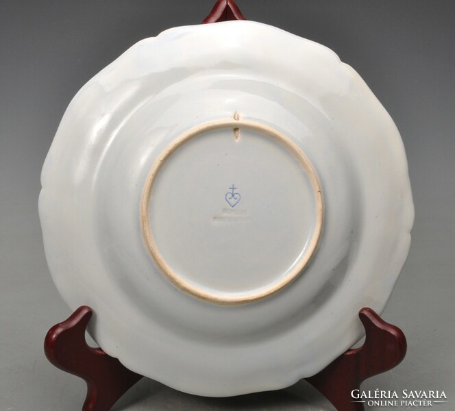 Krupinszky László (1888-1945) keménycserép mélytányér, Holicsi minta, hibátlan, 22,8 cm.