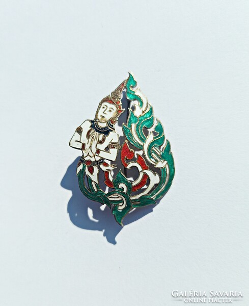 Oriental sterling brooch with fire enamel