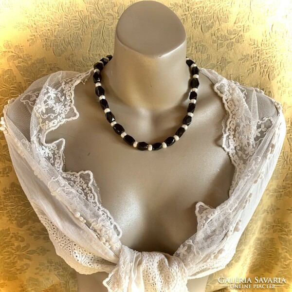 Vintage Real Pearl and Obsidian Mineral Necklace, Gemstone Necklace, Black and White Necklace, 46cm